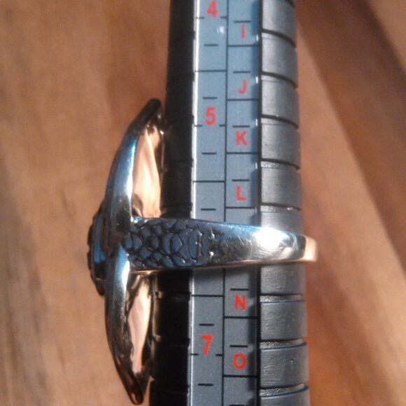 Indian Artistry Tanzanite Sterling Silver Carved Filigree Ring (Size 6) - Picture 5 of 16